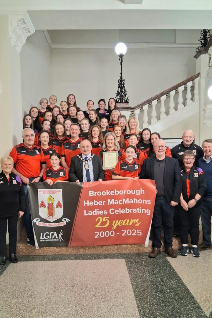 Heber MacMahon ladies team with chair and Cllrs