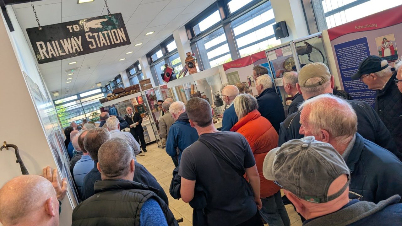 PXL 20260423 175258391